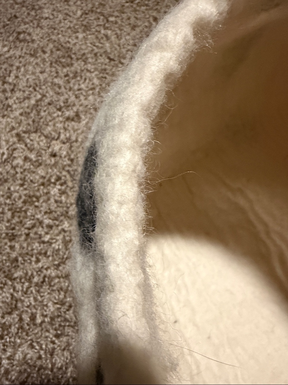 Merino Wool large cat bed enclosure (NWOT) - Picture 6 of 9